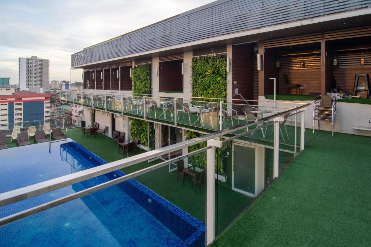 Ark Hostel City Center Manila Pasay Exterior photo